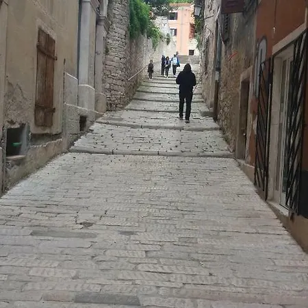 Lejlighed Henna Pula