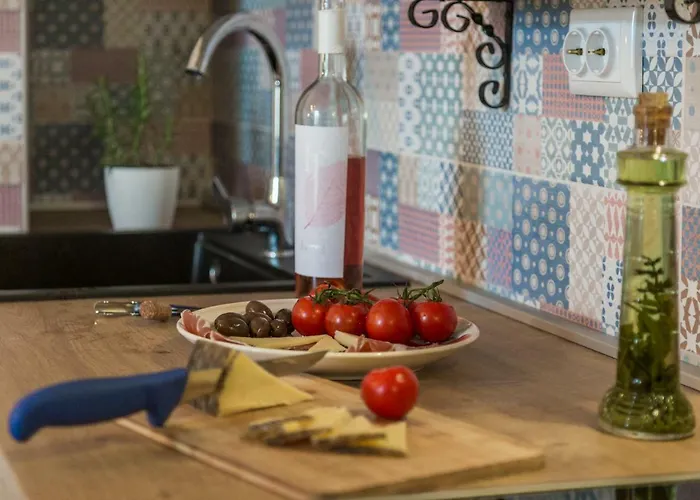 Henna Apartman Póla